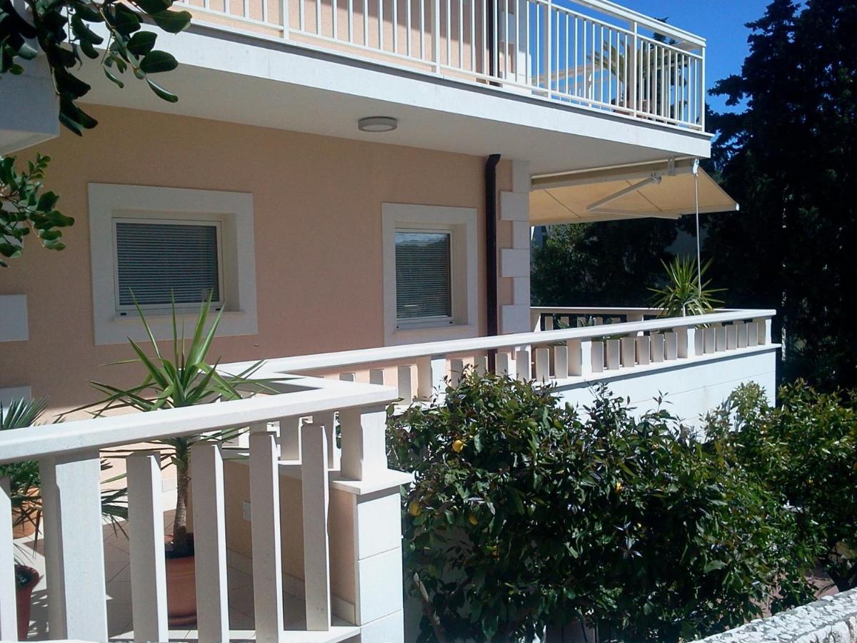 Apartments Jani Χβαρ Εξωτερικό φωτογραφία