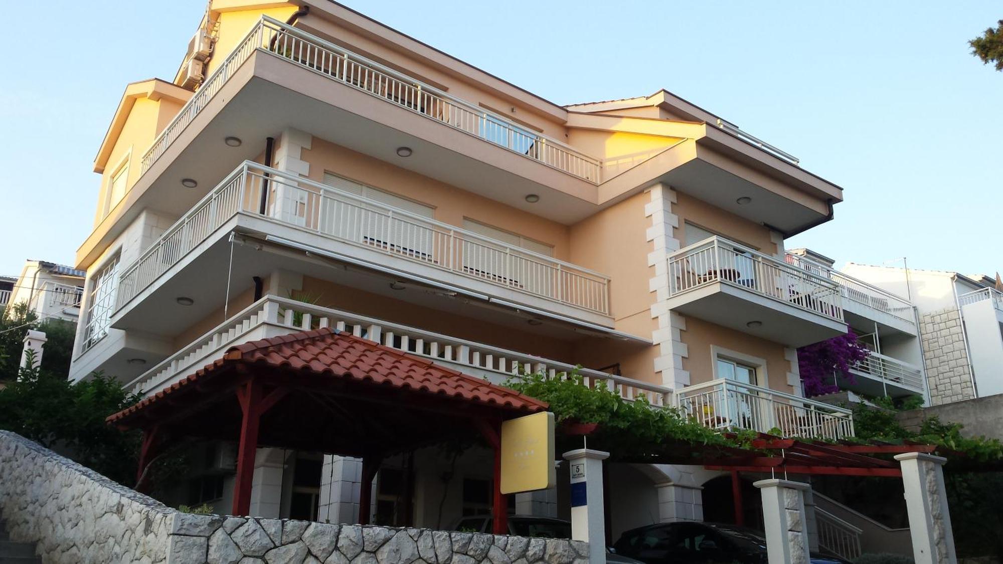 Apartments Jani Χβαρ Εξωτερικό φωτογραφία